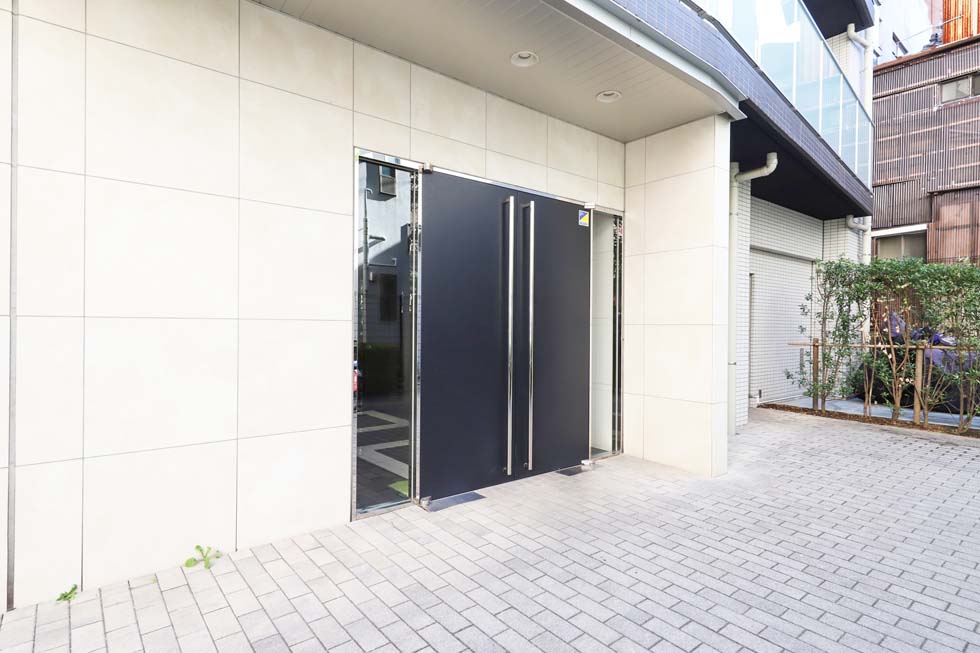 ジェノヴィア東大前グリーンヴェール6階 外観