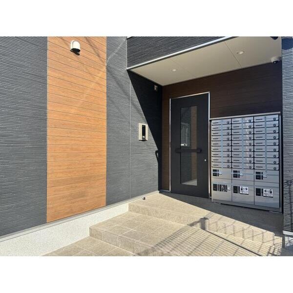 ベノーネ西所沢 エントランス