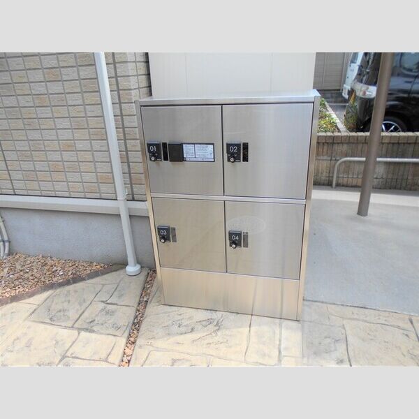 パークハイツ201号室 宅配ボックス