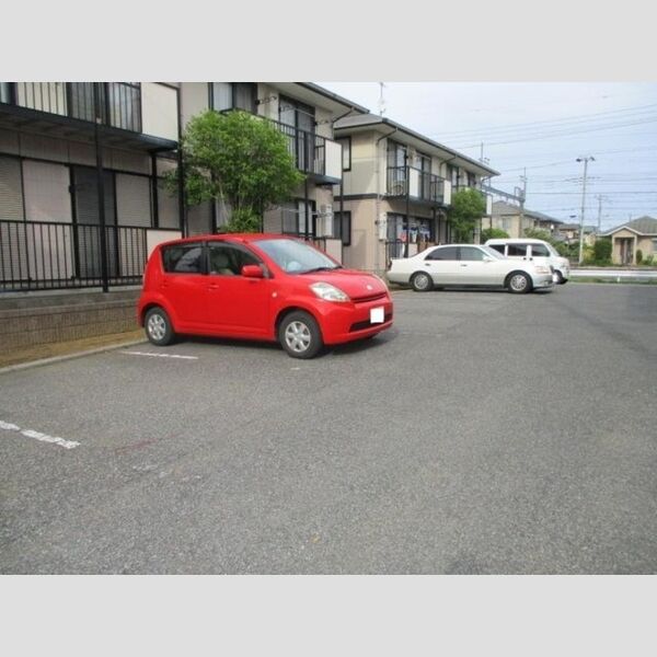 ヴィラフォーレ　A102号室 駐車場