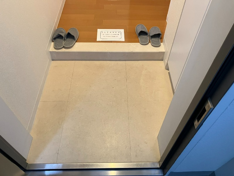 ビーロット新御徒町レジデンス 玄関