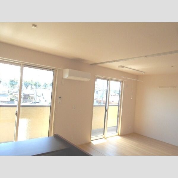 プレジオ　Ⅱ303号室 洋室5.4帖