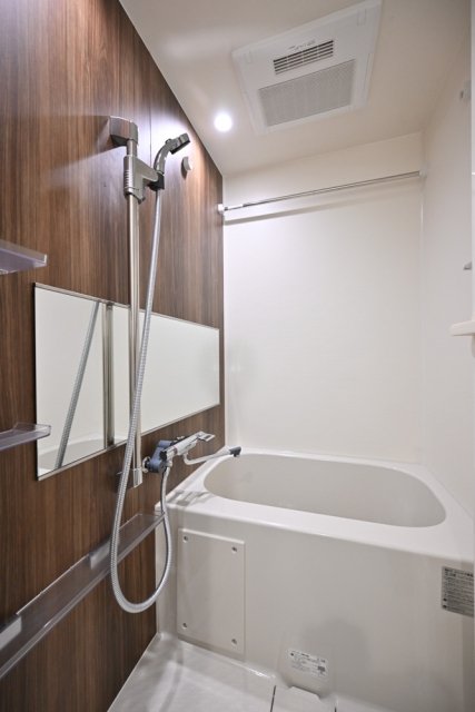 ＧＲＡＮＳＩＴＥ　ＮＡＫＡＭＥＧＵＲＯ10階 お風呂