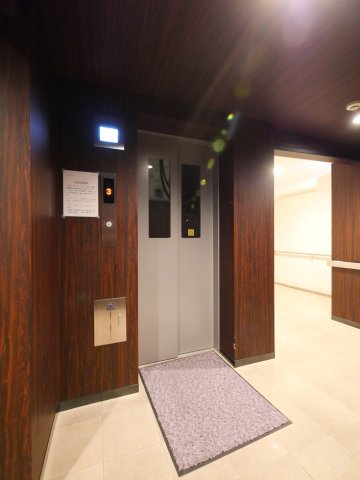 PREMIUM CUBE 中野1階 外観
