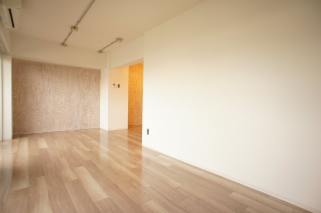 アールリエット津田沼0306号室 リビング