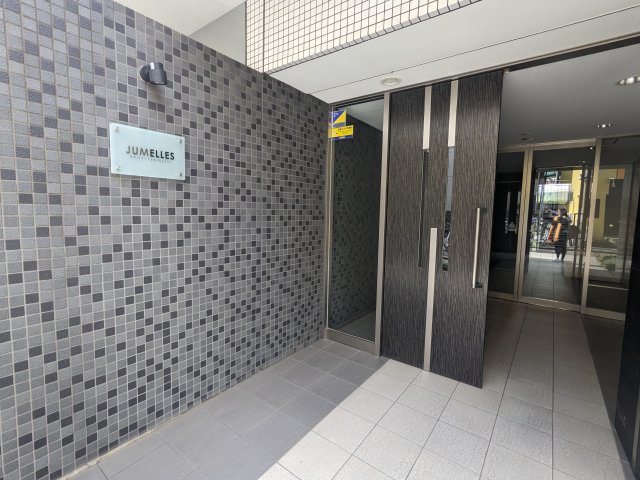 ジュメル京成船橋302号室 エントランス