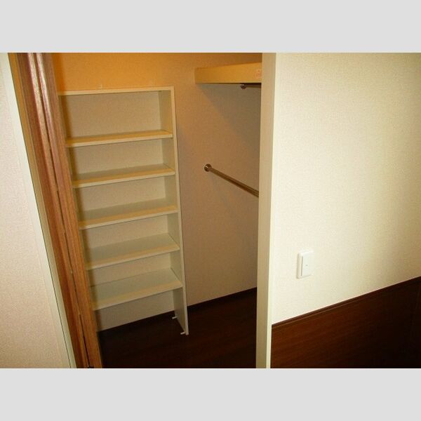 NewRecente港南台 ウォークインクロゼット