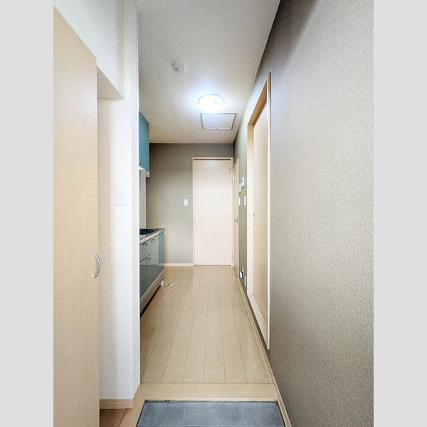 ダンヒル　壱番舘 玄関