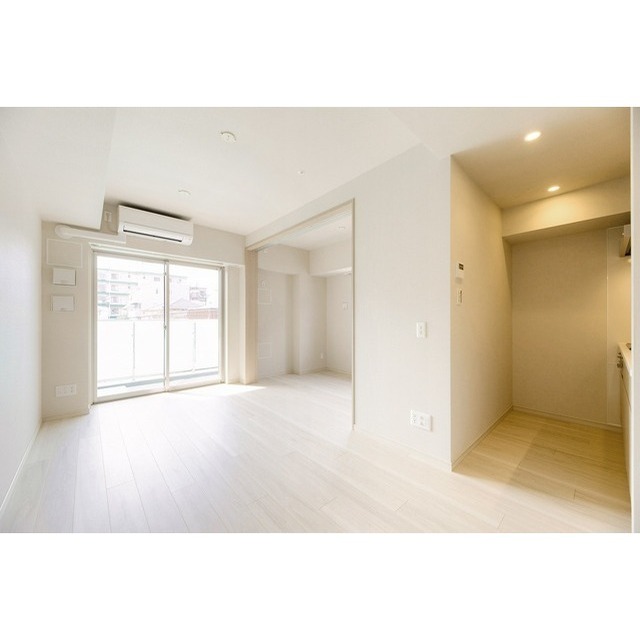 ドゥーエ西馬込0301号室 リビング