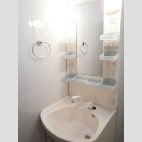 トレビナ中浦和 洗髪洗面化粧台