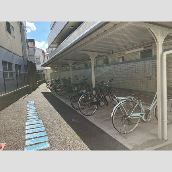 クレール八広 駐輪場