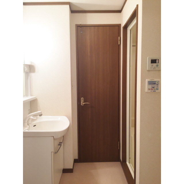 アムール SazemⅢ203号室 内観