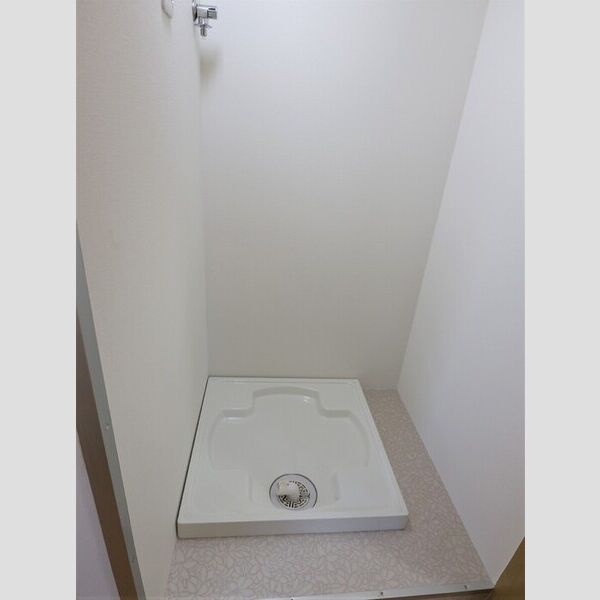 大沢ハイツ201号室 室内洗濯機置き場