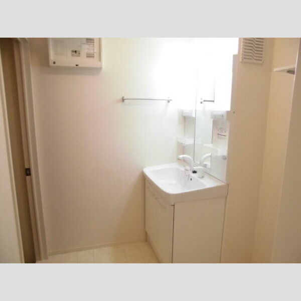 アン　リッシュ 洗面所