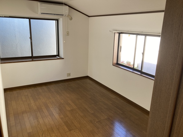 南田中４丁目戸建0001号室 null