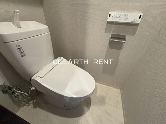 コンシェリア目黒本町 ＴＨＥ ＲＥＳＩＤＥＮＣＥ3階 清潔感のあるトイレ/温水洗浄便座付き