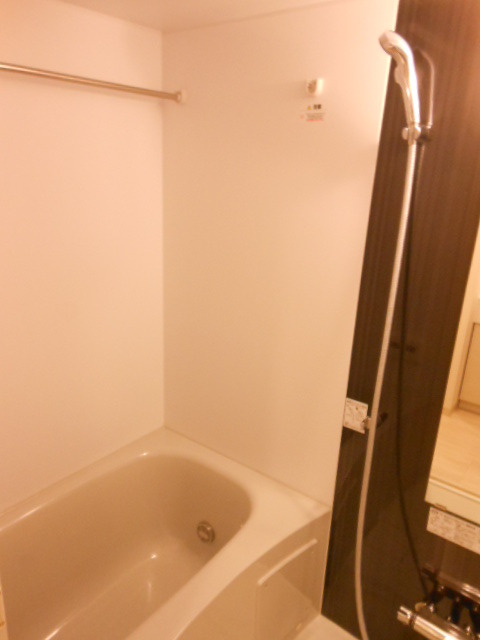 ガーラ・ヴィスタ日本橋浜町 浴室乾燥機付きバス