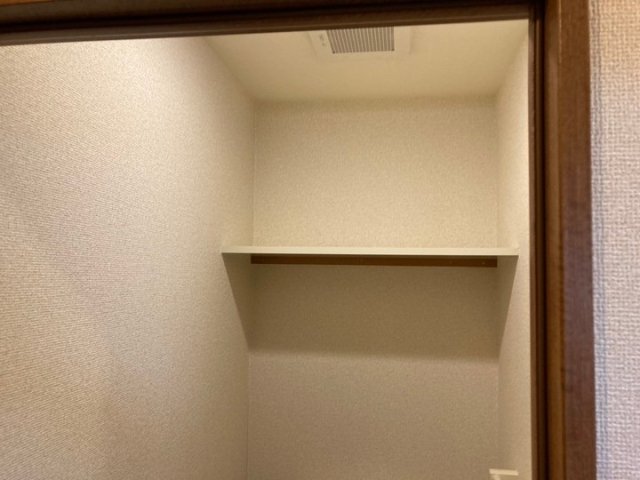 クレアシオン六本木2階 トイレ