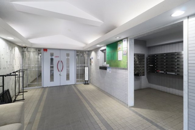 スカイコートエクセレント荻窪（エクセレント荻窪・平井ビル）8階 エントランス