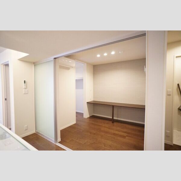 Purple7 西葛西103号室 洋室