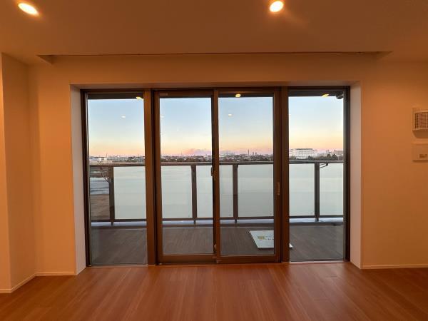 Ｂｒｉｌｌｉａ　聖蹟桜ヶ丘　ＢＬＯＯＭＩＮＧ　ＴＥＲＲＡＣＥ4階 部屋その他