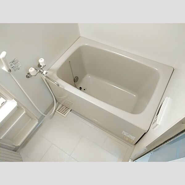 セレーノ西船202号室 バス