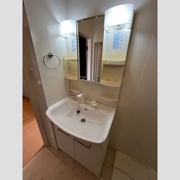 メゾン グリーンヒル102号室 同建物別部屋の参考画像