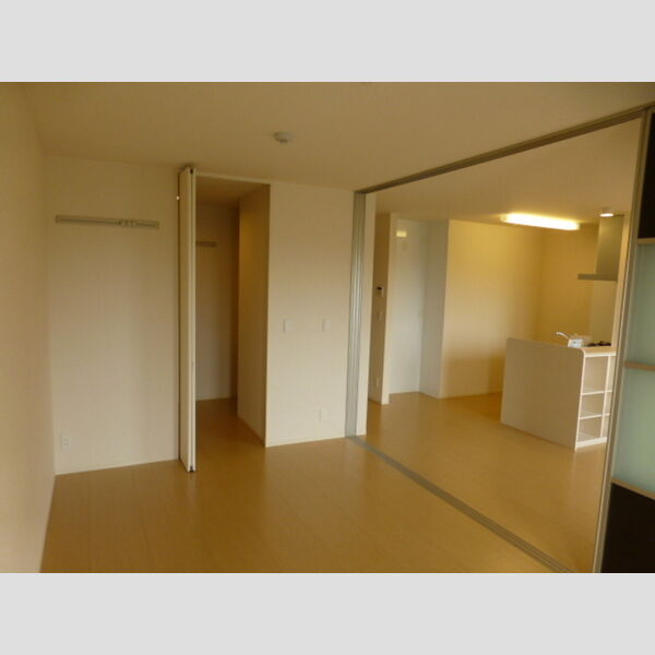 エル・ラヴィーヌ　C リビング