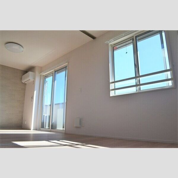 カネトヒル201号室 洋室①(別角度)