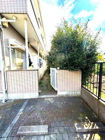 グランドール日野202号室 同建物別部屋の参考画像