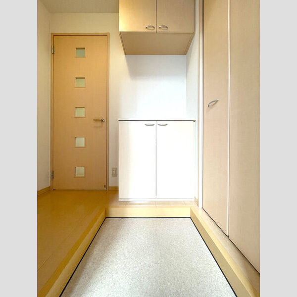 リーテリア南水元 玄関