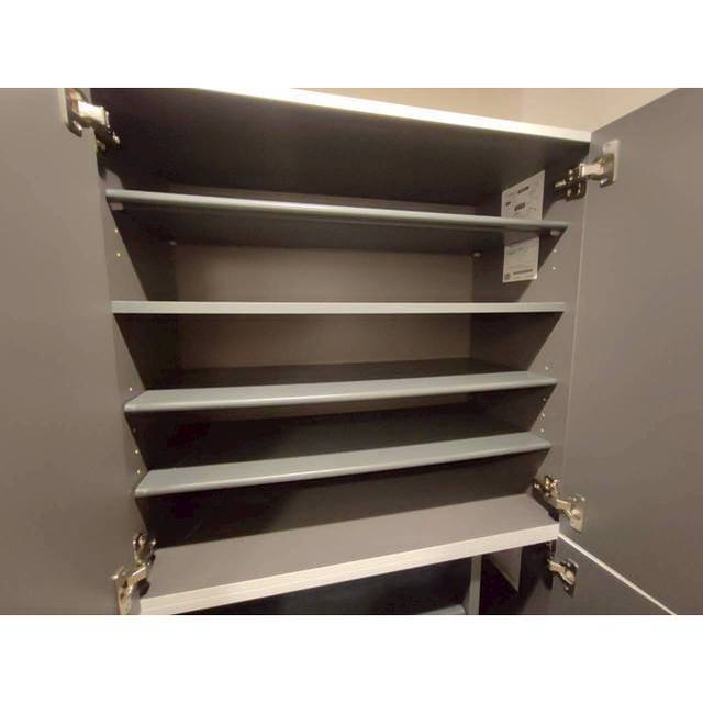 エクセラン旭町106号室 シューズボックス