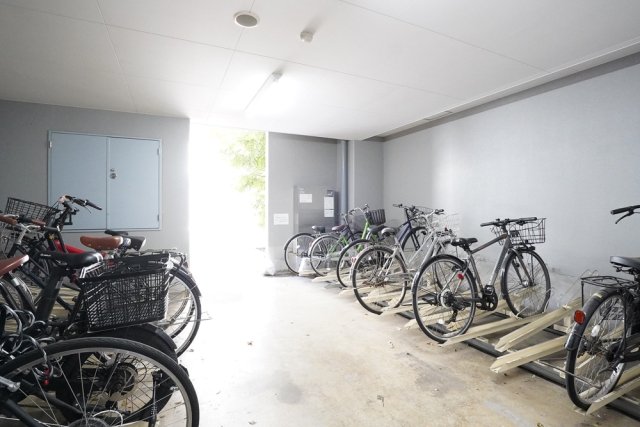 クレイス・プリンシア池袋10階 駐輪場