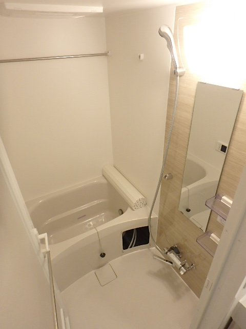 ガーラ・ヴィスタ祖師ヶ谷大蔵1階 きれいなお風呂です