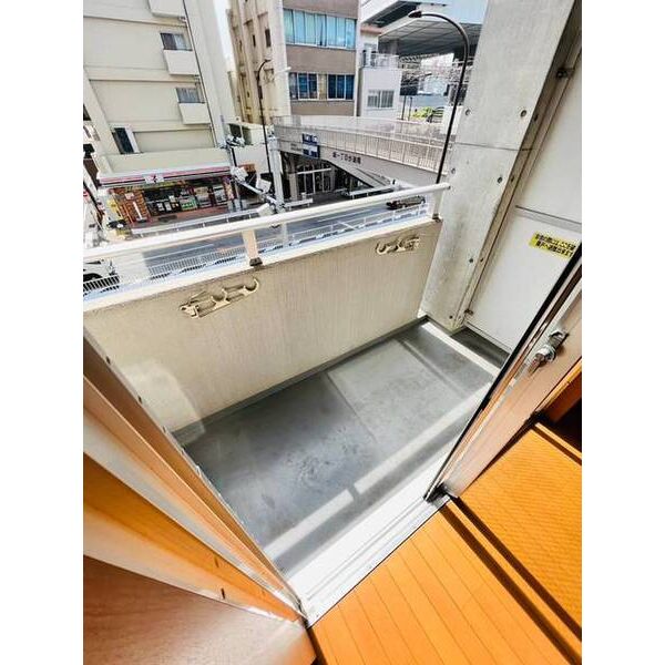 橘ビル バルコニー