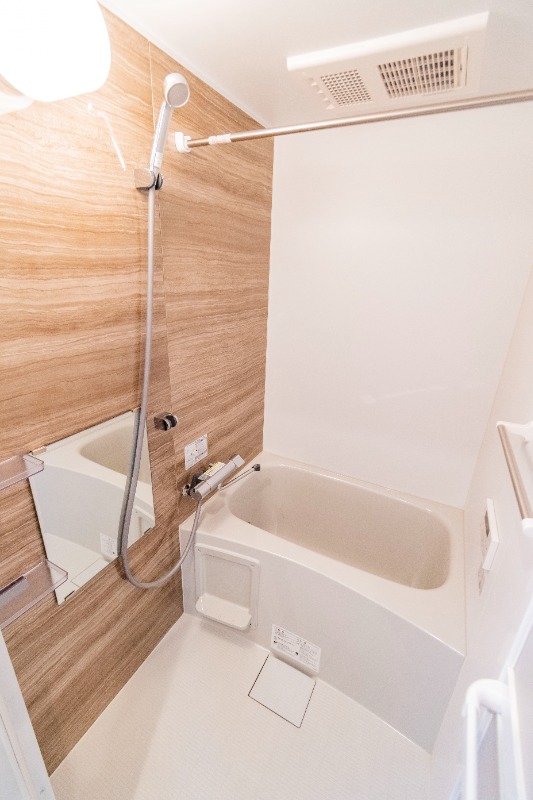 エフプレスト岸町1階 お風呂