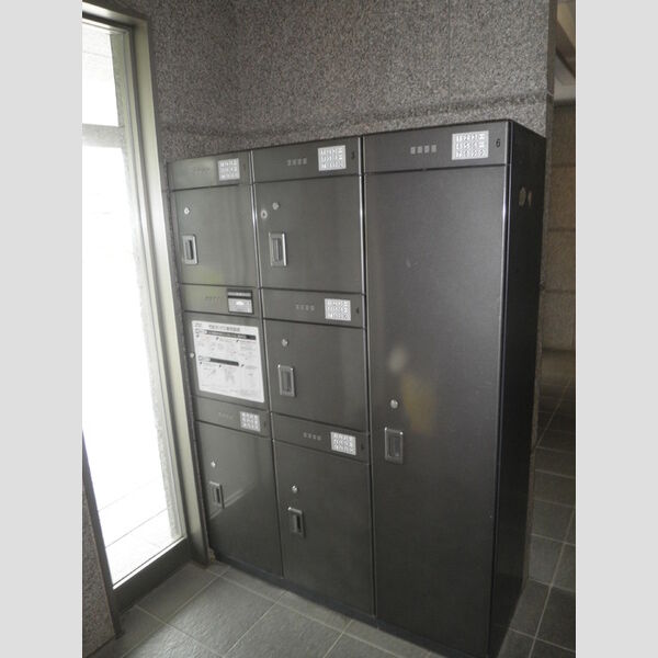 ブリリアント 周辺