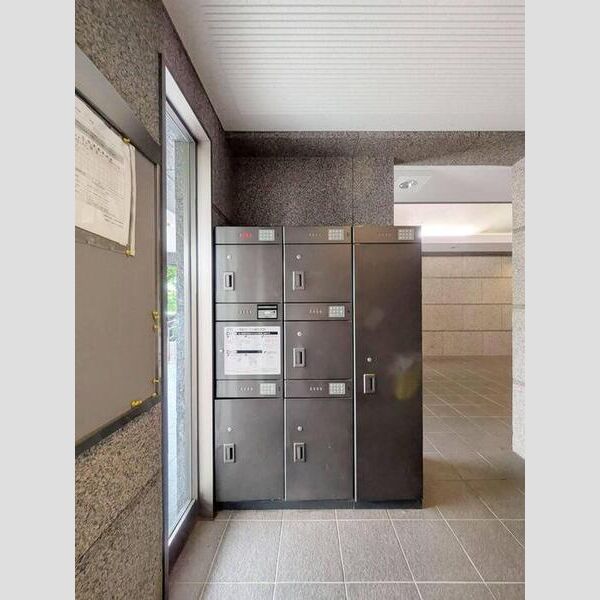 ブリリアント 宅配ボックス