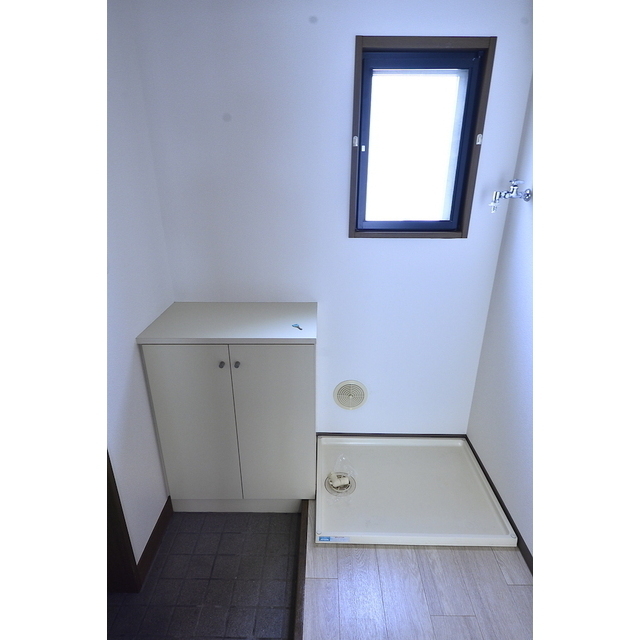 マノアコート5階 同建物別部屋の参考画像