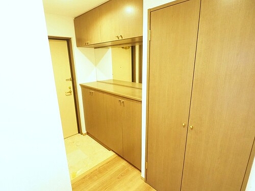 ライオンズマンション洗足池第２ 玄関