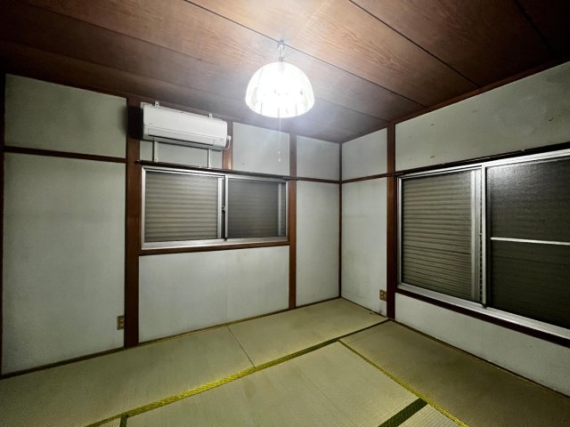 船橋市浜町一丁目戸建 内観