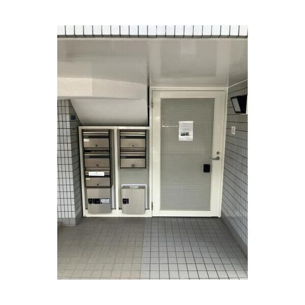 クレスト高輪 エントランス