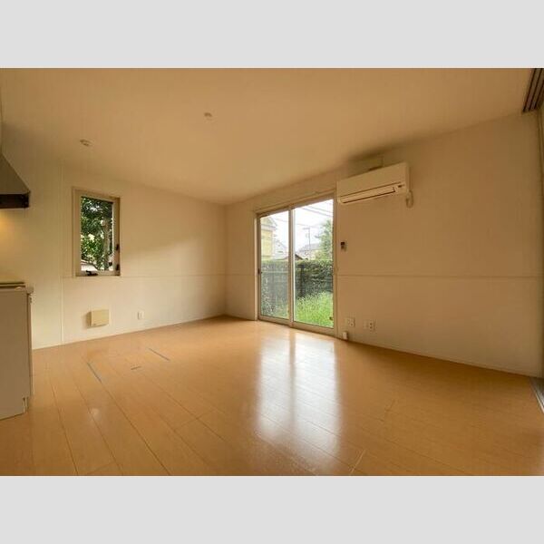 コモレビ大蔵　E102号室 B102号室　LDK