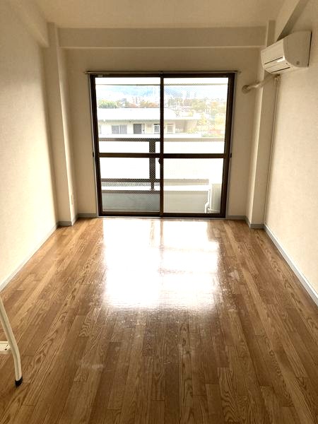 ザ・サム・ハラ リビング