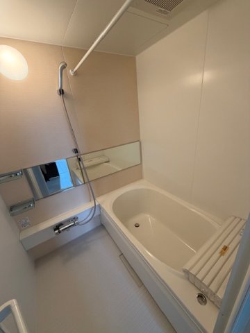 ＣＬＡＩＲＥ　　ＭＵＳＡＳＨＩ301号室 お風呂