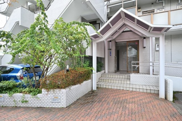 グリュック二子玉川 エントランス