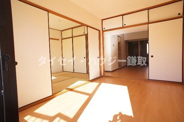 アヴニール梨の樹0102号室 南向きの明るい室内♪