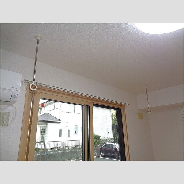 ガーデンヒルズ　A102号室 室内物干し