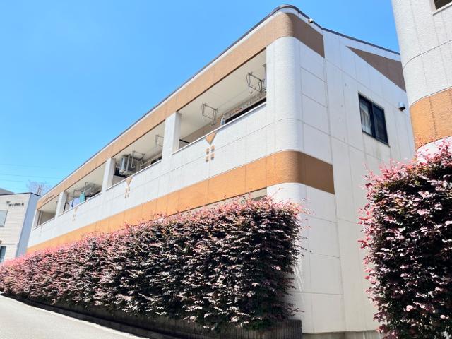 クリフ・リーベル壱番館 外観写真（昼）