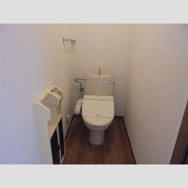 ハイカムール・浅井 温水洗浄暖房便座